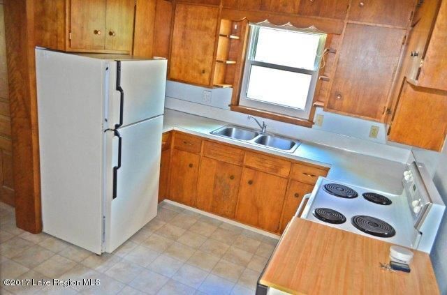 119 W Alcott Ave, Fergus Falls, MN 56537