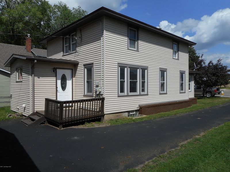 21 N Walker Ave, New York Mills, MN 56567