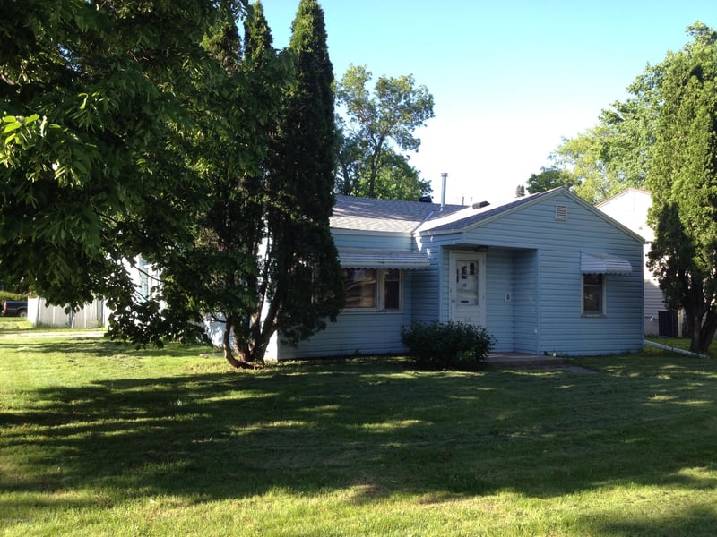 616 W Bancroft Ave, Fergus Falls, MN 56537