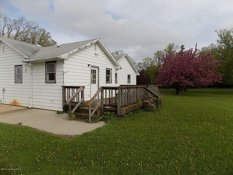 26726 555th Ave, Deer Creek, MN 56527