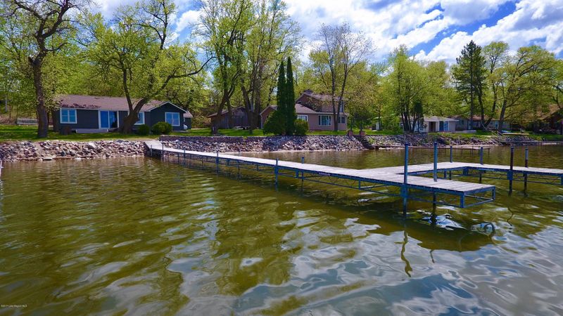 21301 Hillside Beach Rd, Fergus Falls, MN 56537