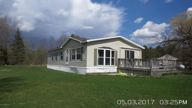 27519 340th Ave, Underwood, MN 56586