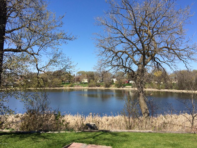 629 Adolphus Ave E, Fergus Falls, MN 56537