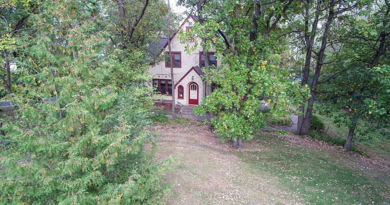 1426 Diversion Dr, Fergus Falls, MN 56537