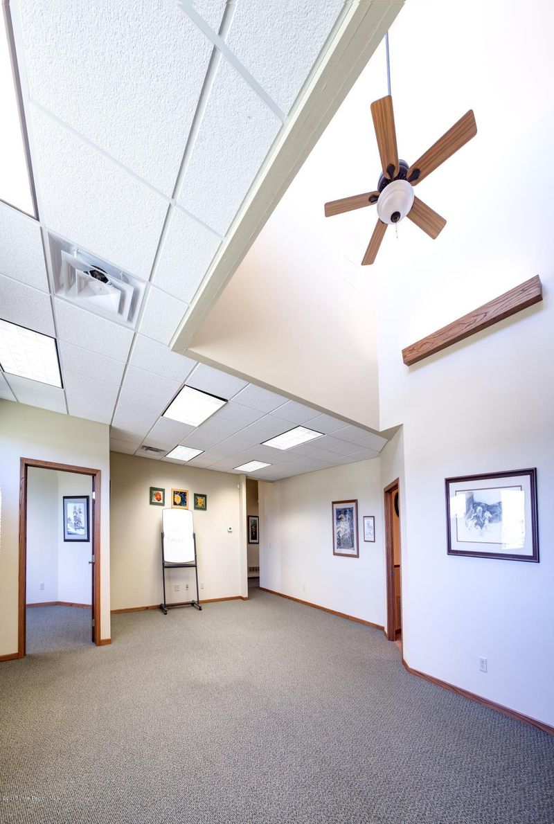 929 Market St, Perham, MN 56573