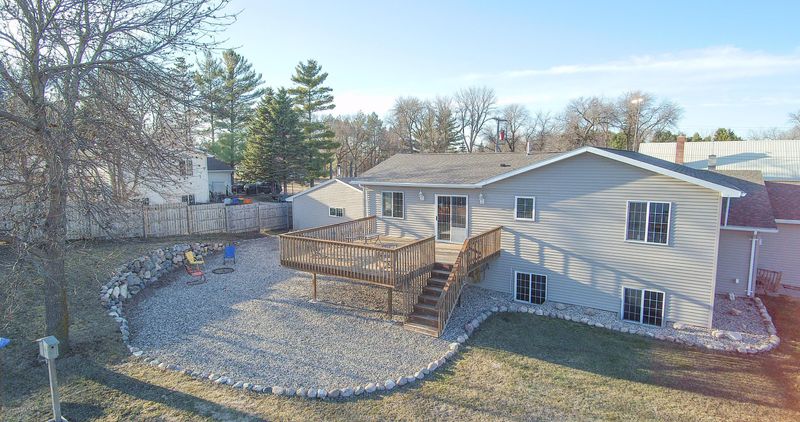 109 N State St, Elizabeth, MN 56533