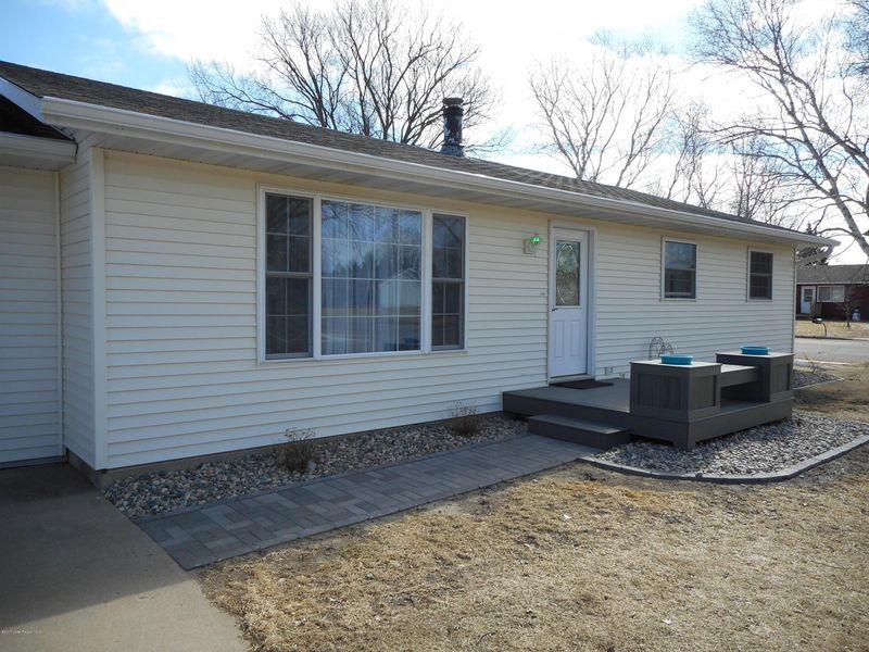 847 4th Ave SW, Perham, MN 56573