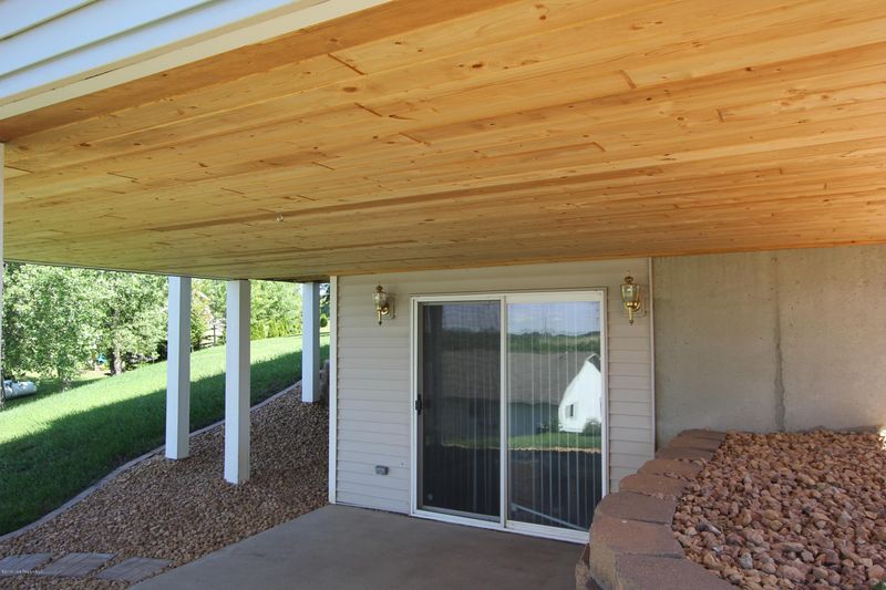 104 Andrew Dr, Fergus Falls, MN 56537