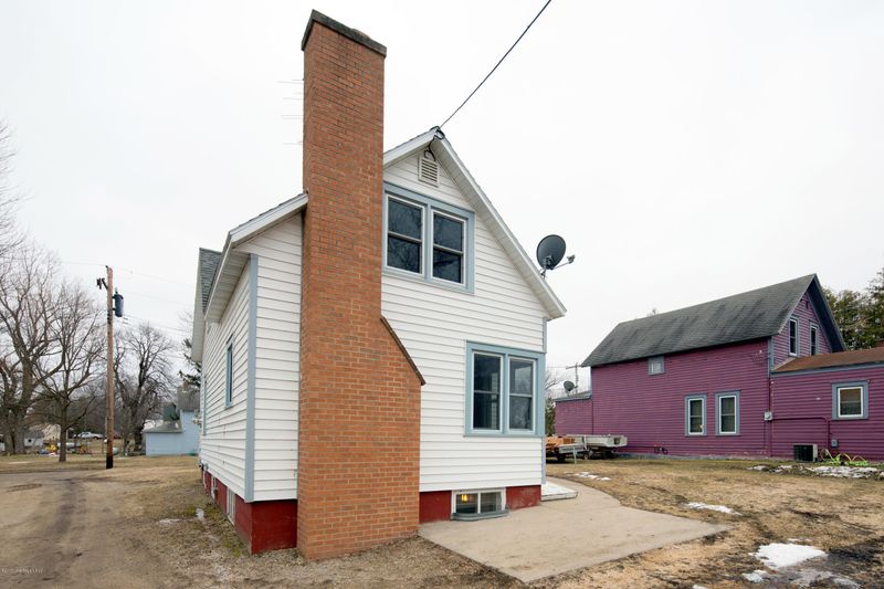 115 N Central Ave, Dalton, MN 56324