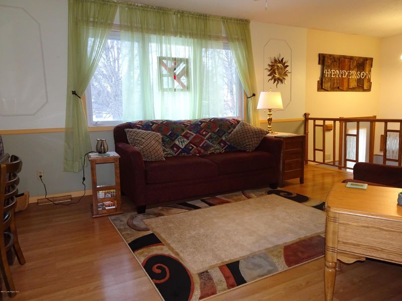 803 9th Ave SE, Barnesville, MN 56514