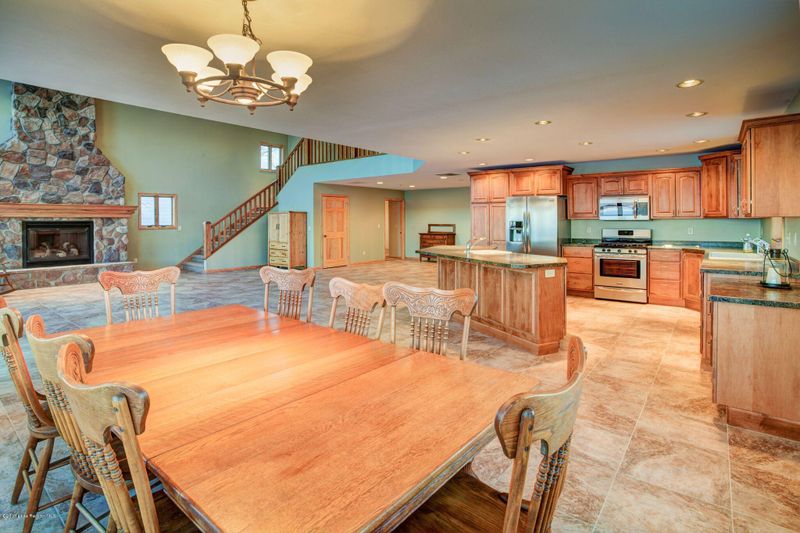 44375 Yellow Pine Dr, Perham, MN 56573