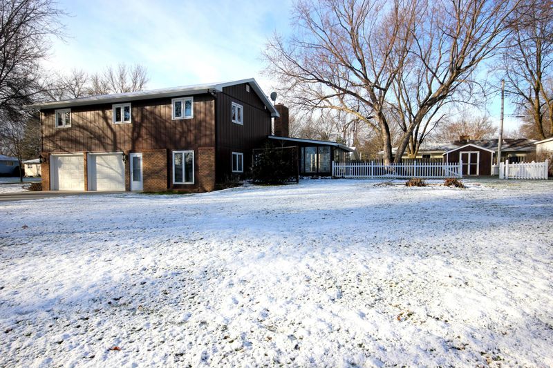 637 E Cherry Ave, Fergus Falls, MN 56537