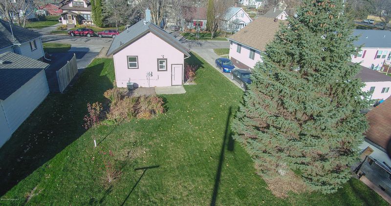423 W 7th Ave, Fergus Falls, MN 56537
