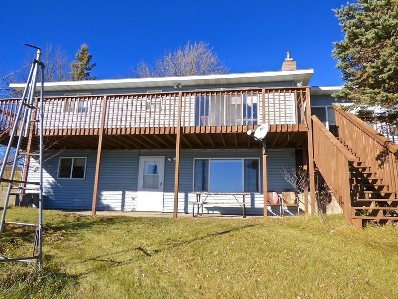 101 W Lake Blvd, Ottertail, MN 56571