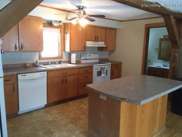306 Sunnybrook Rd, Wadena, MN 56482