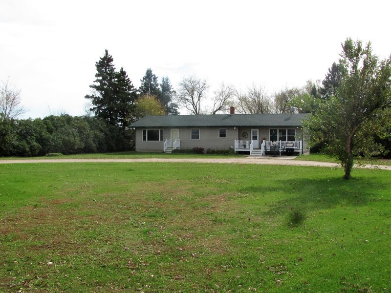 61924 County Highway 76, Bluffton, MN 56518
