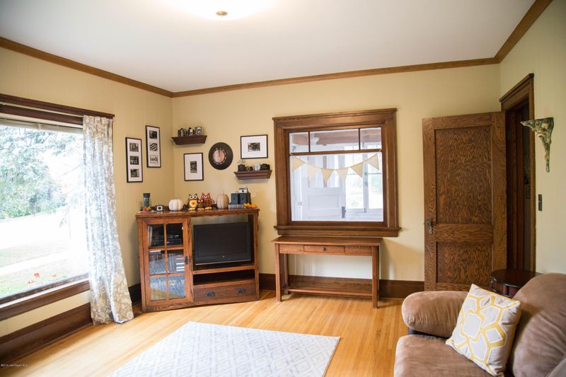 804 Mount Faith Ave E, Fergus Falls, MN 56537