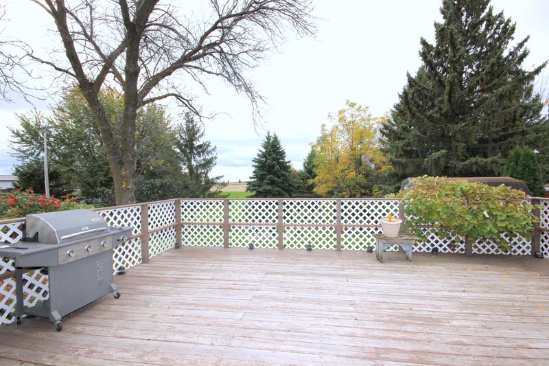 430 E St Charles Ave, Fergus Falls, MN 56537