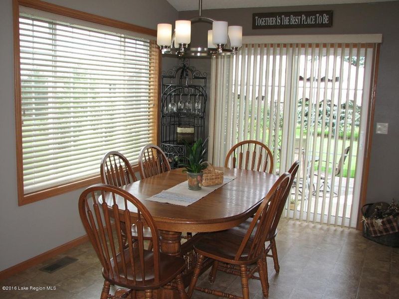 702 NW 12th St, Perham, MN 56573