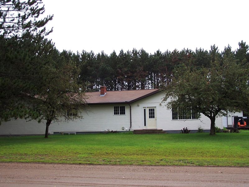 1004 Elm Ave NW, Wadena, MN 56482