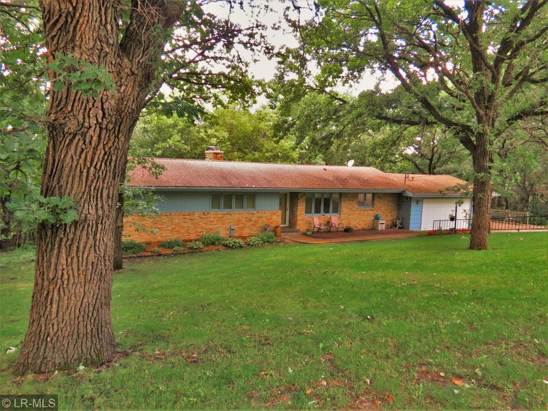 517 Guttenberg, Fergus Falls, MN 56537