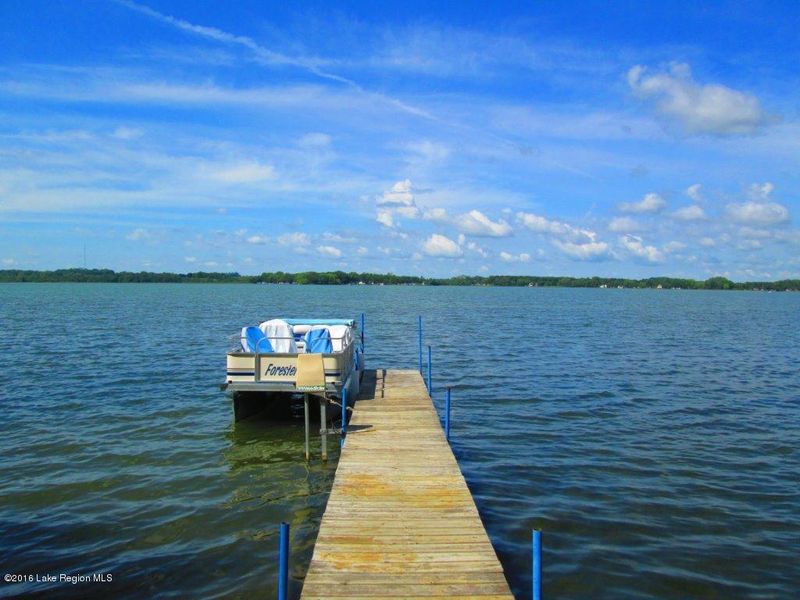 21563 Hillside Beach Rd, Fergus Falls, MN 56537