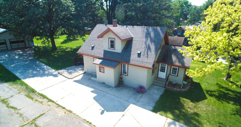 619 W Beech Ave, Fergus Falls, MN 56537