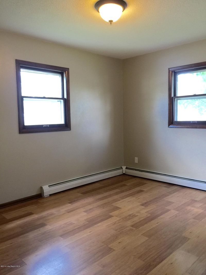 513 NW 3rd Ave, Perham, MN 56573