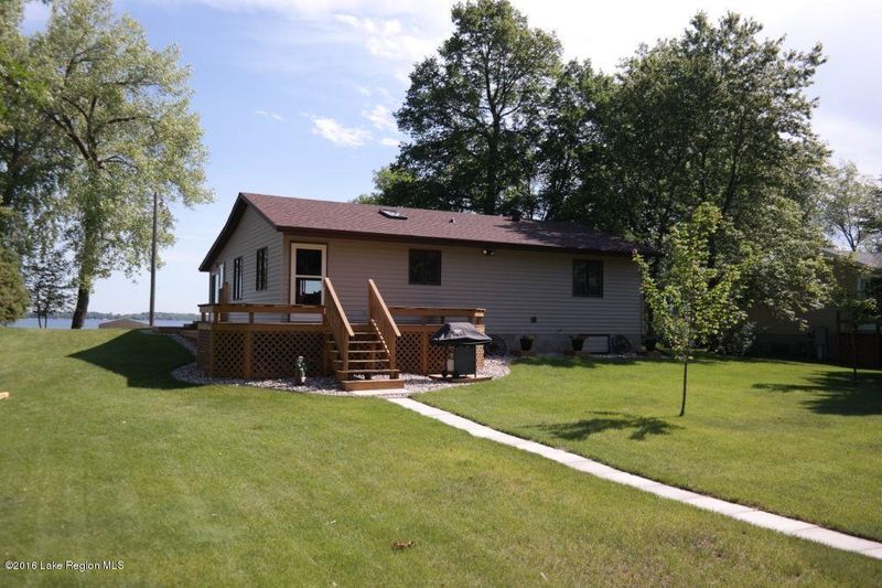 33125 Meyer Beach Dr, Dent, MN 56528