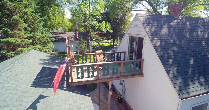 214 E Main Ave, Rothsay, MN 56579