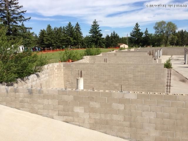 211 Harry Rich Dr, Wadena, MN 56482