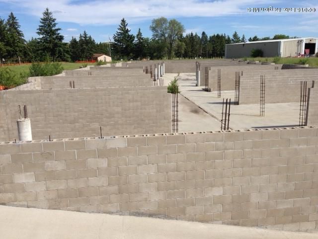 211 Harry Rich Dr, Wadena, MN 56482