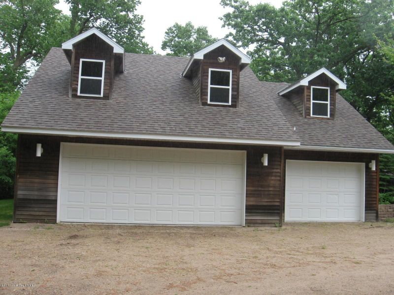 36520 Augustana Dr, Battle Lake, MN 56515