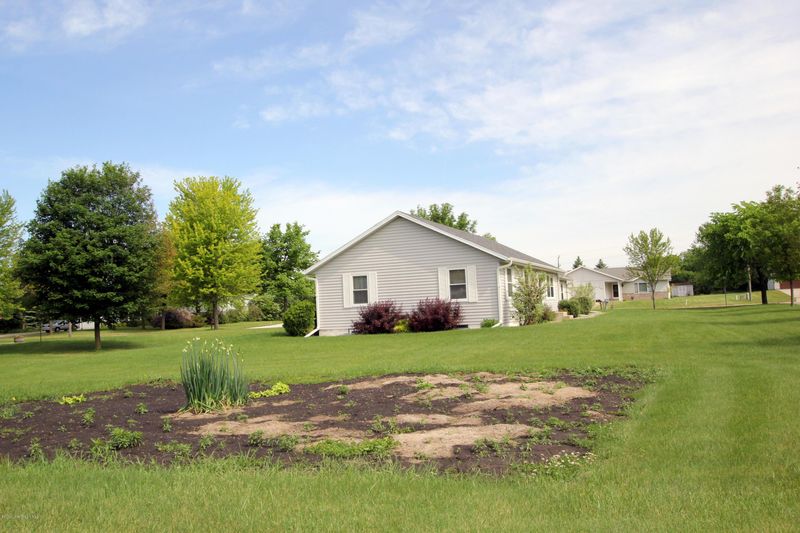205 W Hilltop Dr, Fergus Falls, MN 56537