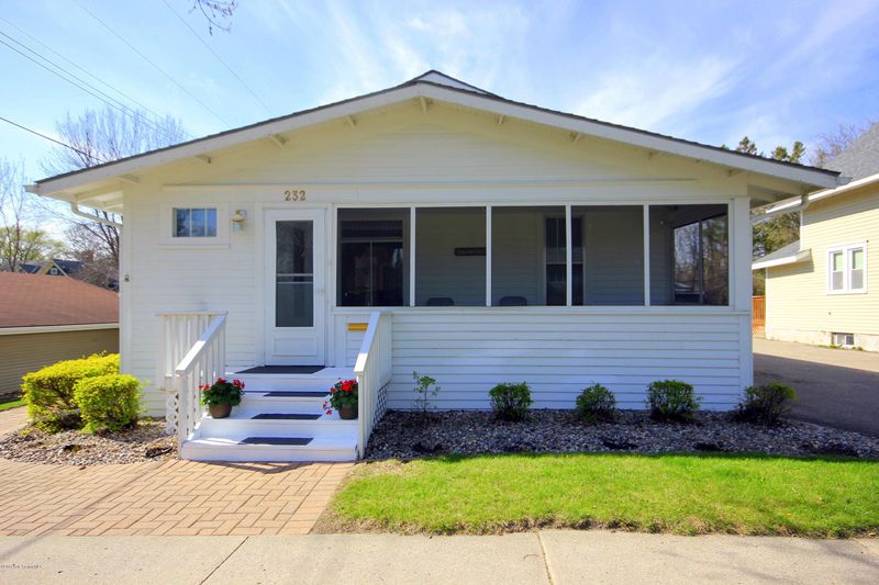 232 E Franklin Ave, Fergus Falls, MN 56537