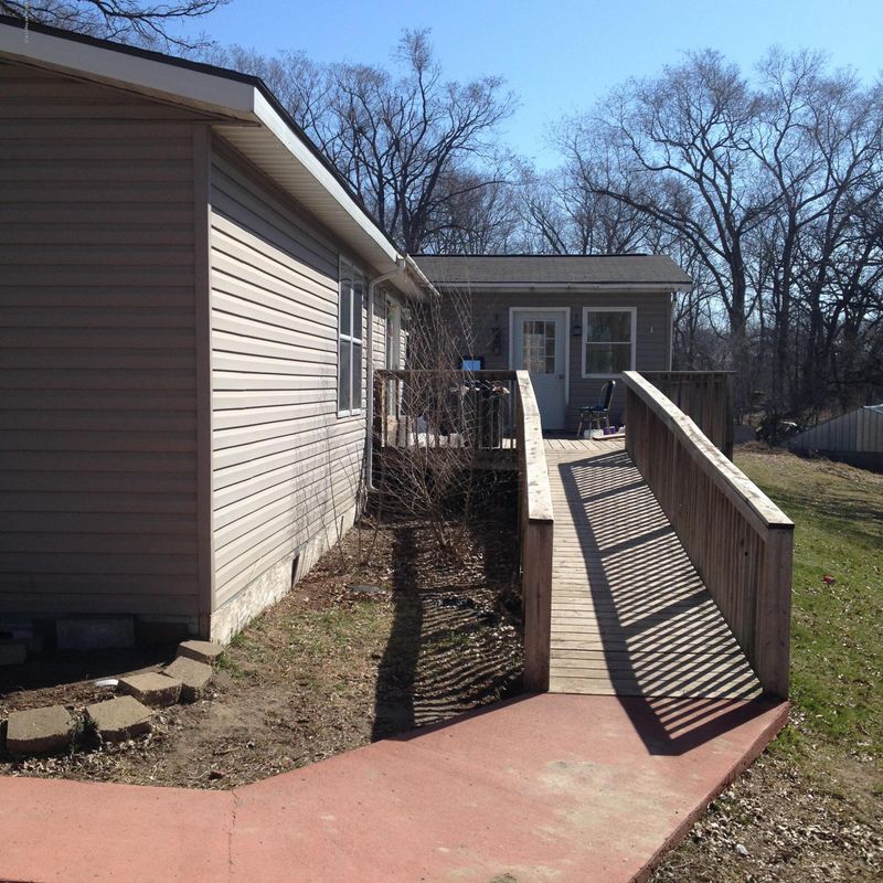 30698 210th St, Underwood, MN 56586
