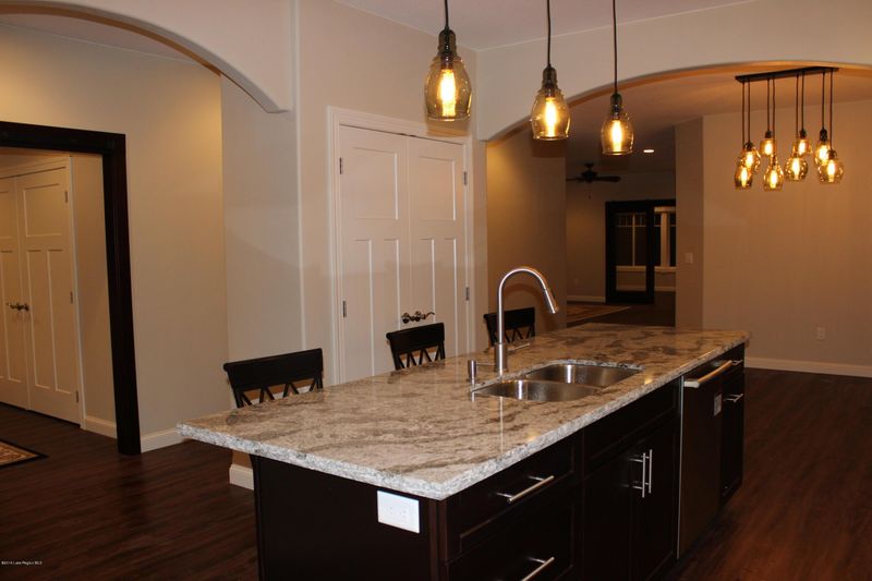 3516 Pebble Shores Dr, Fergus Falls, MN 56537