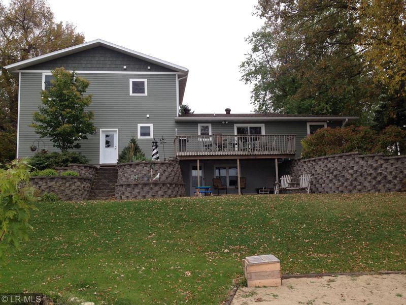 19587 Cozy Point Dr, Fergus Falls, MN 56537