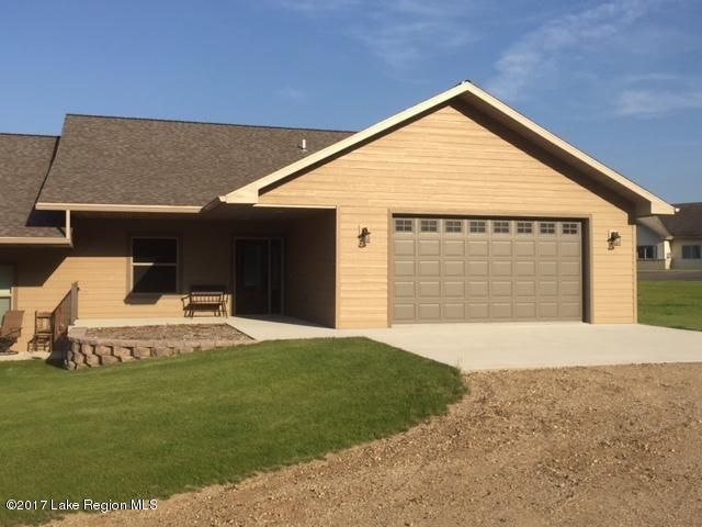 313 Park View Dr, Vergas, MN 56587
