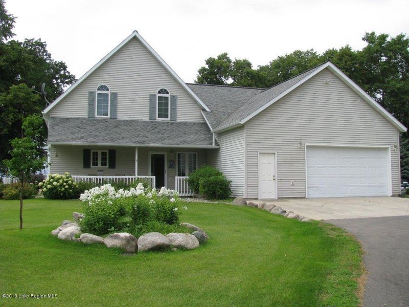 42337 E Big Mcdonald Dr, Dent, MN 56528