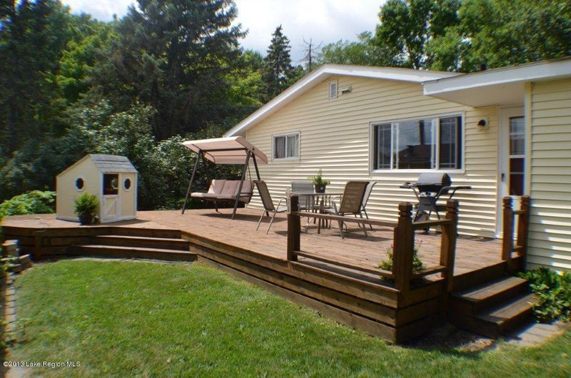 1336 Hillcrest Ct, Fergus Falls, MN 56537