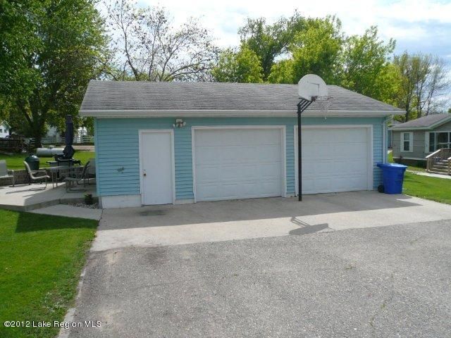 103 Hawkins St, Ashby, MN 56309