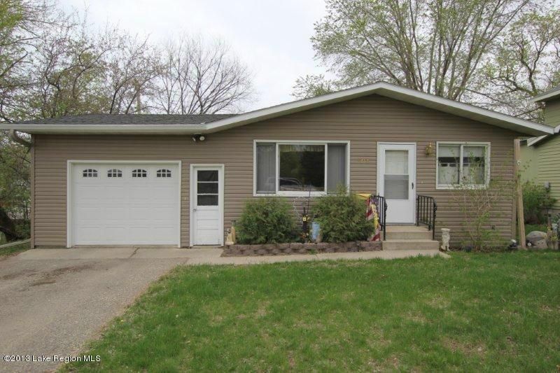 1213 Park St, Fergus Falls, MN 56537