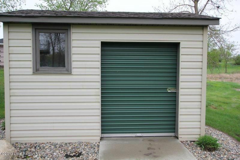 1514 Viking Ct, Fergus Falls, MN 56537