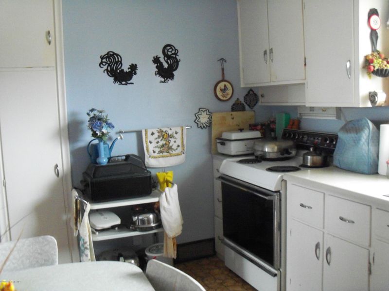 806 7th St SW, Wadena, MN 56482