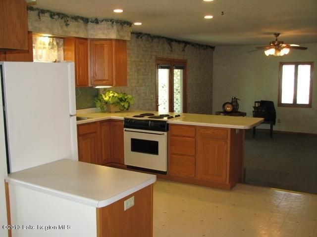 865 NE 3rd Ave, Perham, MN 56573