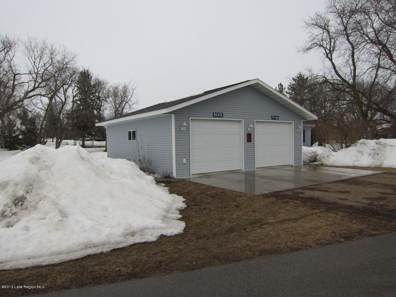203 N 3rd Ave, Dent, MN 56528