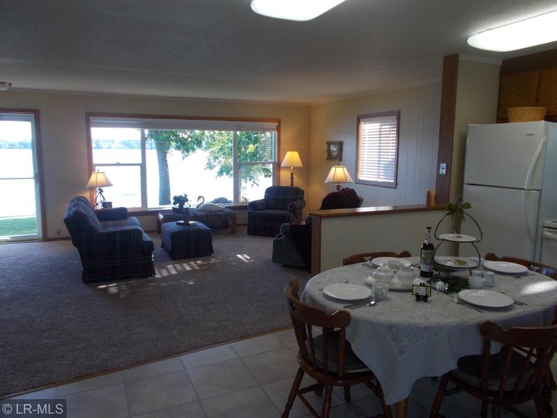 33904 274th St, Underwood, MN 56586