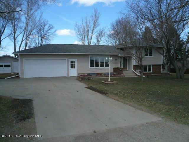 1702 Weyrens Rd, Fergus Falls, MN 56537