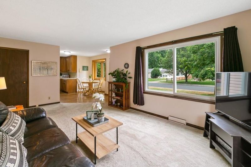 843 Madison St, Anoka, MN 55303